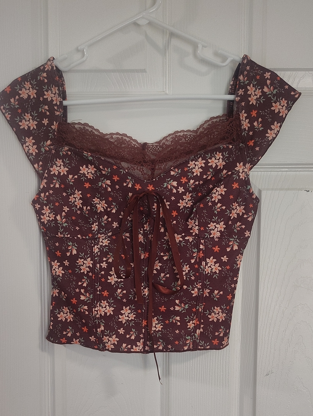 Small Floral Lace Trim Brown Corset-Style  Top, Cap Sleeve, Boho, Coquette Shein